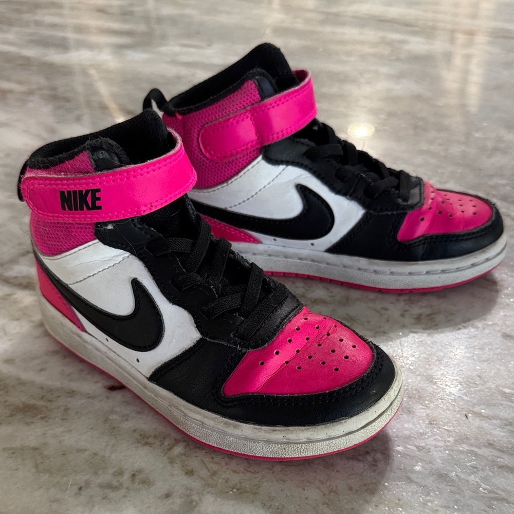 Nike Kids Black and Pink Sneakers
